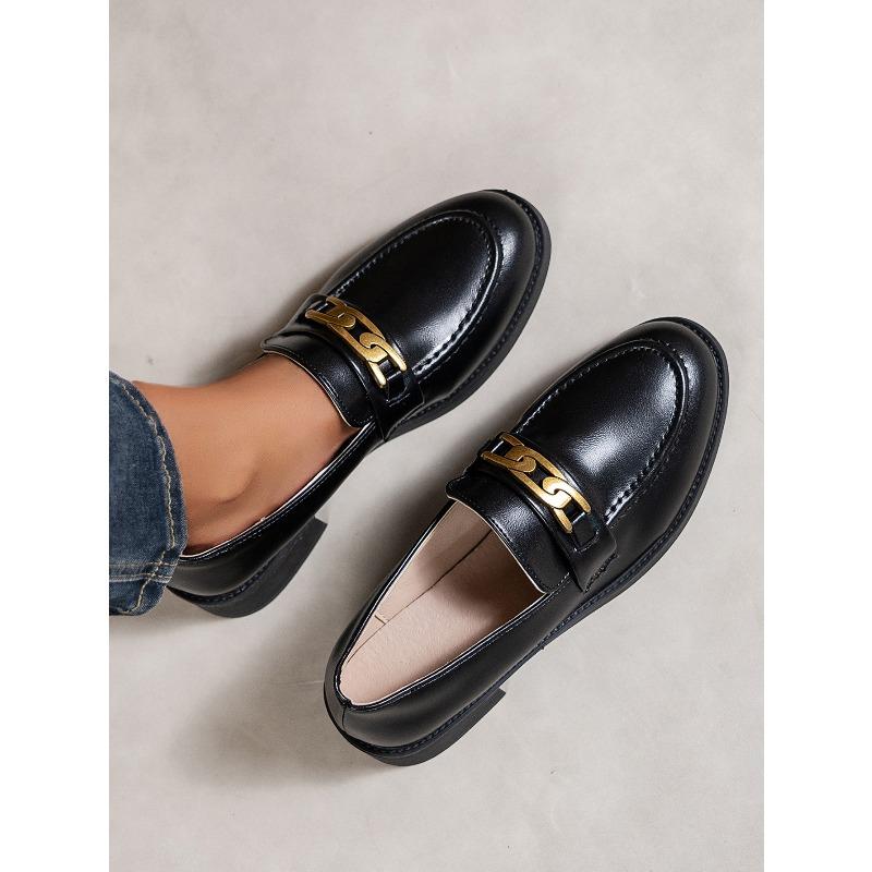 Vintage chain low-top shoes 2025 autumn new plus-size British style mid-heel small leather shoe women