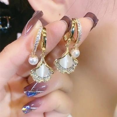 Female Light Luxury High-end Temperament Versatile Earrings
