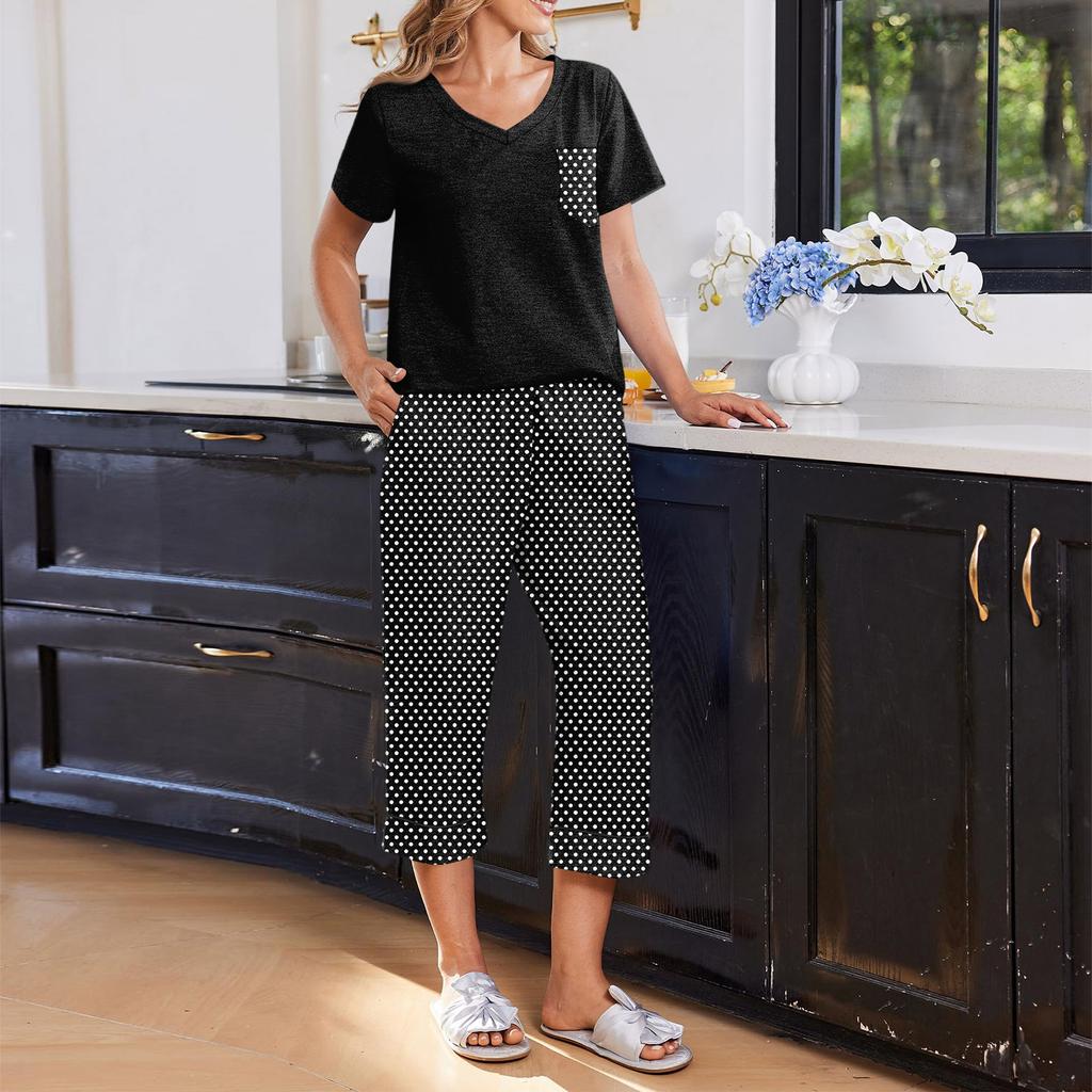 Women Casual Loose Fit Short Sleeve T Shirt and Capri Pants Pajama Set V Neck Top and Polka Dot Print Bottoms Lounge Wear Set