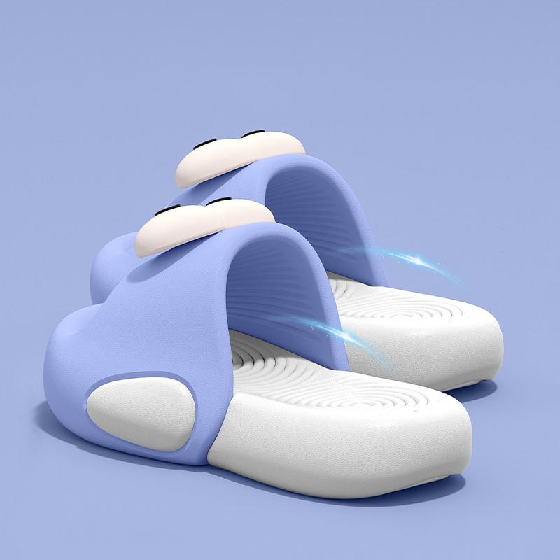 Fashion Smile Children's Slippers Boys And Girls Can Wear Comfortable Walking Slippers New Big Eyes Pattern Eva Soft Thick Sole Slippers