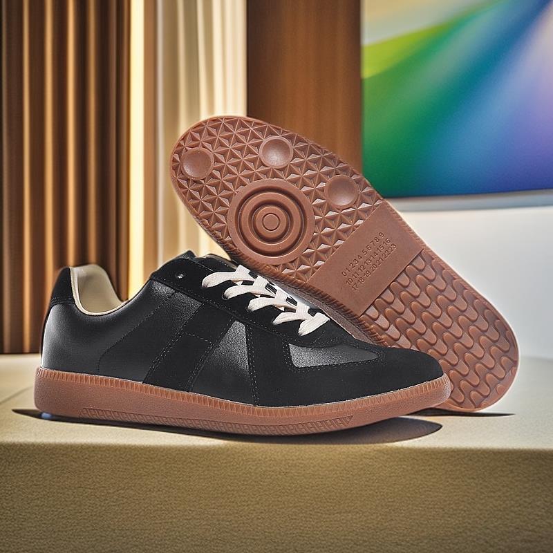 High Quality and Best-selling Couple's Versatile and Comfortable Flat Shoes, Multifunctional Training Shoes