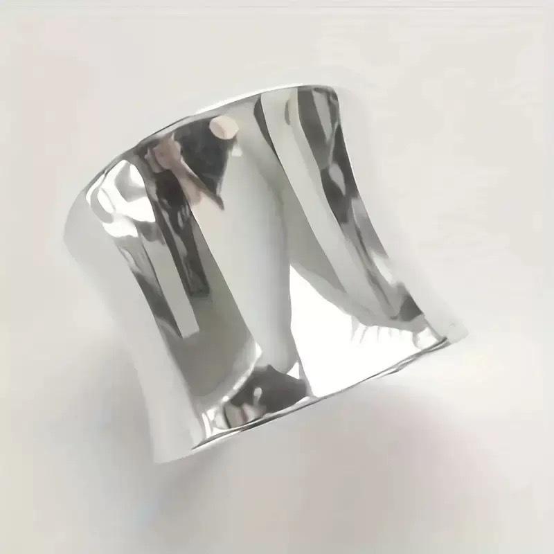 Creative Female Cold Wind Ring Simple Irregular Smooth Electroplated Embossing Closed Design Unique Accessory