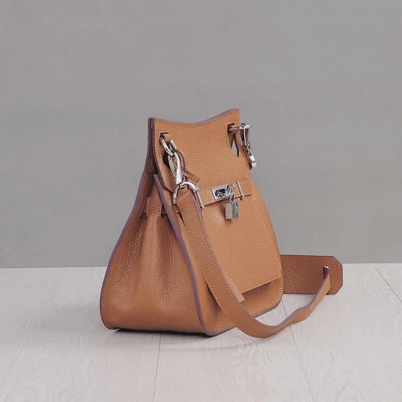 Leder Platinum Lock Tasche - Rindsleder mit Lychee-Narbenmuster Schulter- & Messenger-Stil