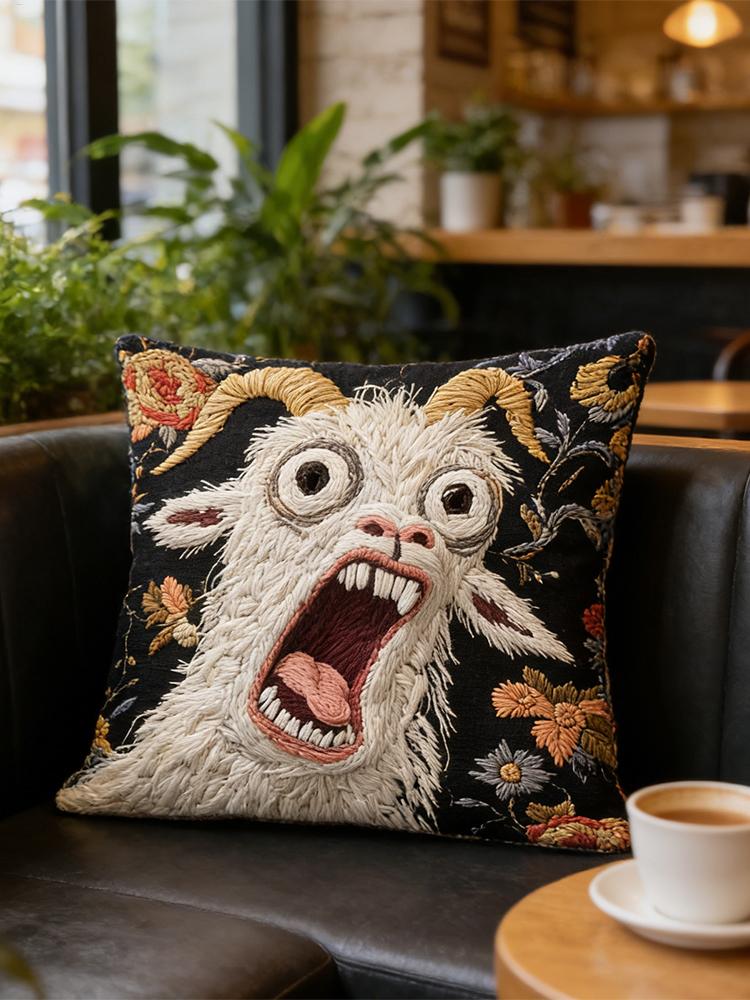 Screaming Goat Pillow Cover Soft Protector Decorative Throw Pillow Case Couch Home Decor For Living Room Sofa Party Gift No fill