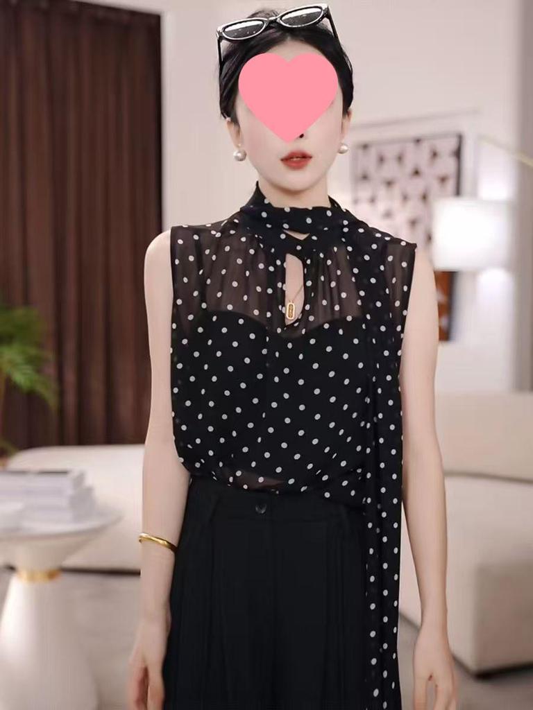 Damen-Oberteil im französischen Stil mit weiten Ärmeln und Pünktchen: Neue Sommer/Herbst Mode, Nischen Design, Elegant & Vielseitig.