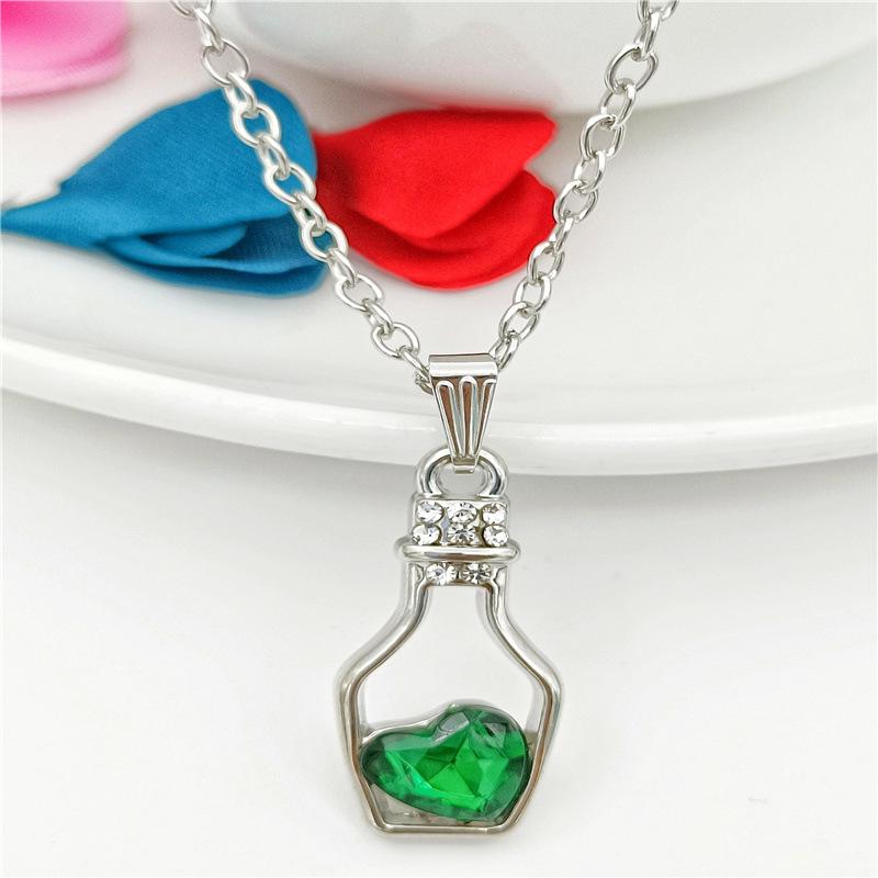 Niche Luxury Crystal Necklace: High-End Diamond Drift Bottle Pendant for Women