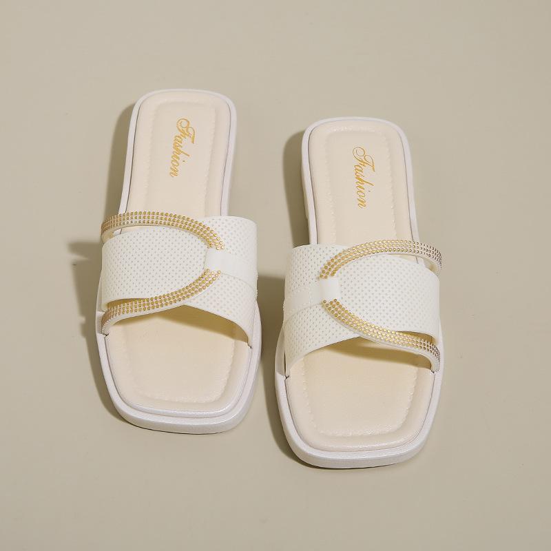 

Повседневная обувь Модные плоские шлепанцы Женские цельные Противоскользящие Универсальные пляжные шлепанцы 40/41 белый