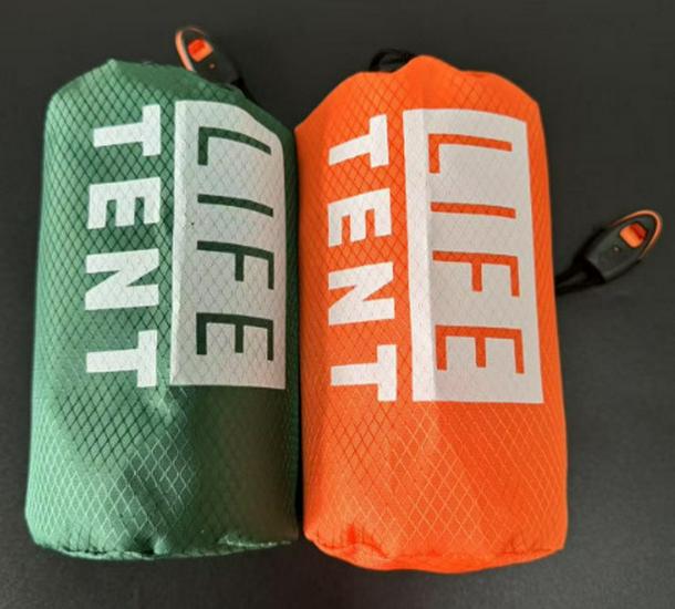 Outdoor Camping Portable Aluminum Foil Triangle Tent & First Aid Warm Sleep Blanket Raincoat