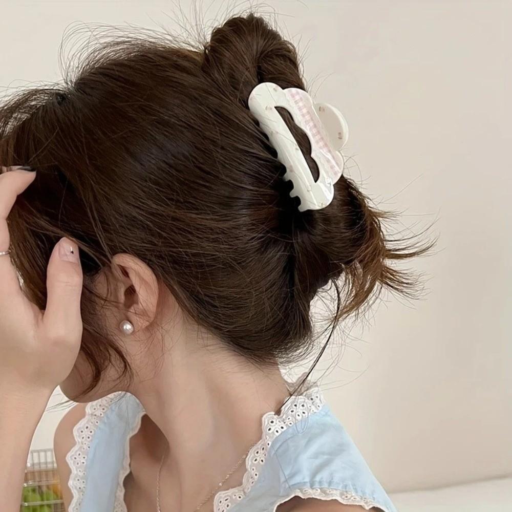 Acrylic Material Shark Hair Clip Triangle Flower Hair Claw Geometry Ponytail Clip Hair Ornament