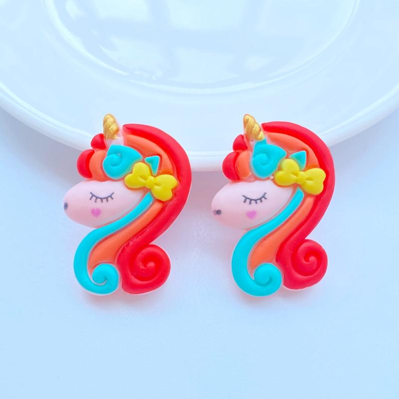 

8pcs New Resin Colorful Unicorn Head Flat back Figurines DIY Wedding Scrapbook Manicure Accessories Craft