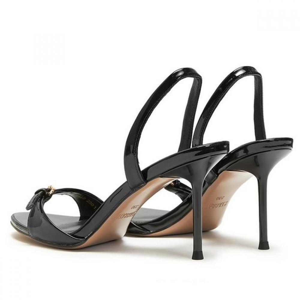 Staccato Women S SandalS ridiculouS5 26Sblk