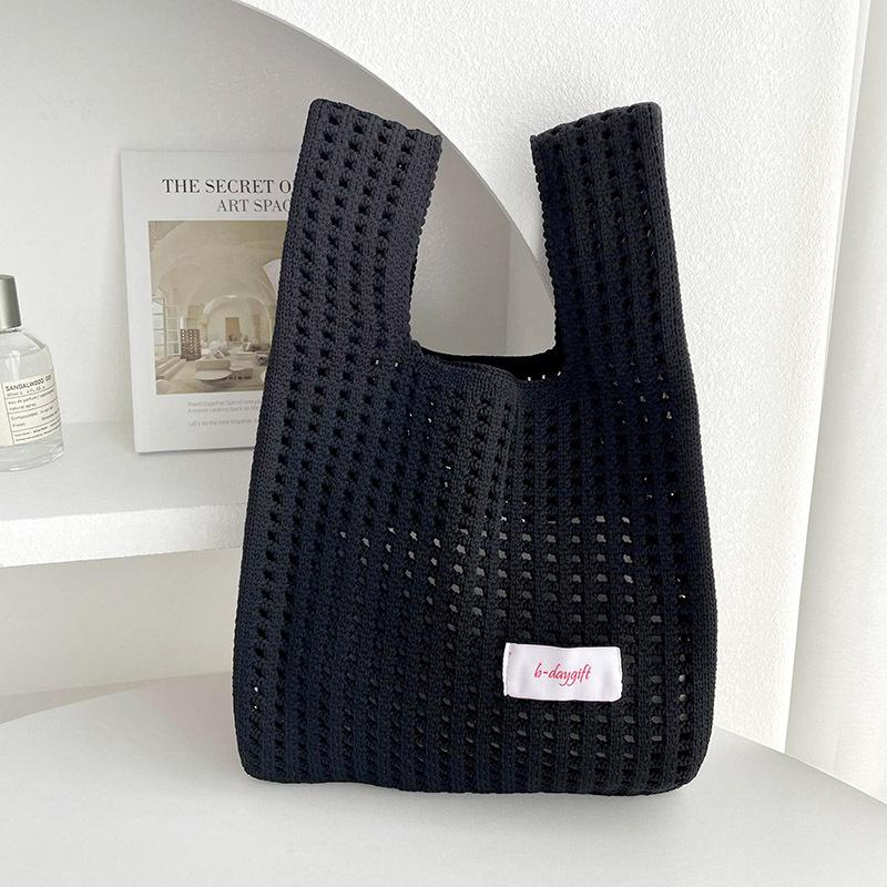 Сумка-жилет Сумка-жилет Трендовая вязаная сумка из полой сетки Сумка на одно плечо Ручная сумка Универсальная сумка на запястье большой вместимости чёрный 980₽