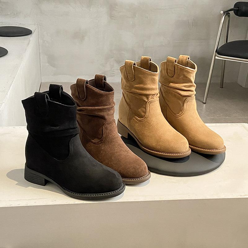 Retro thick-heeled pleated stacked boots for women in the autumn and winter of 2025, new large tube circumference, thin and heightened short Martin b