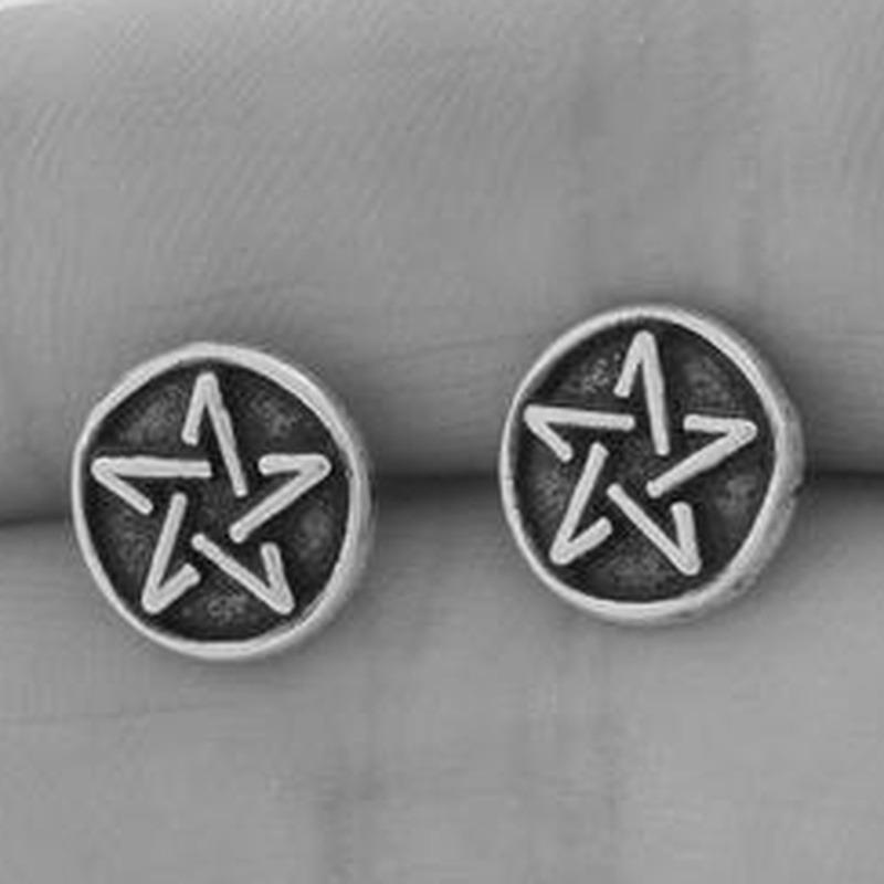 Einfache und modische silberne kleine Pentagramm-Ohrringe