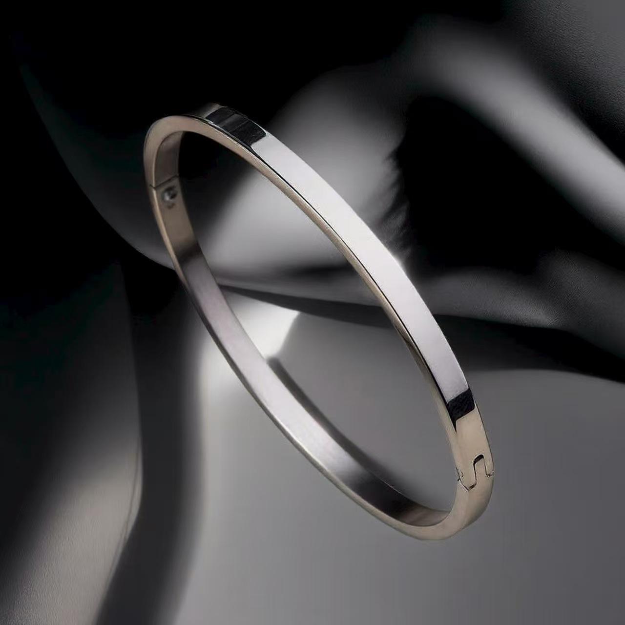 Egg-shaped Titanium Steel Women s Bracelet, 6mm Wide, Smooth Open Buckle, Simple Design.