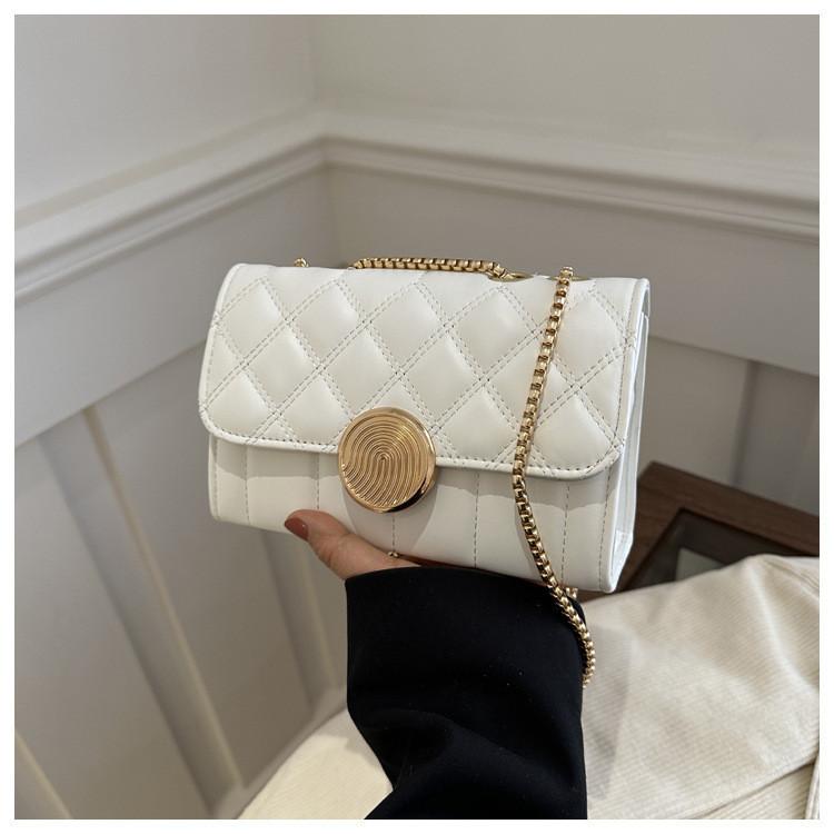 

Fashionable Large Capacity Embroidery Thread Women s Bag 2024 Black White City Minimalist Diamond Chain Casual Shoulder Bag