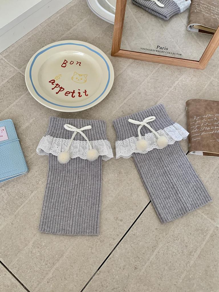 Lace Trim Pom-Pom Fold-Over Ballet Style Women's Leg Warmers - Japanese Scrunch Socks for Autumn/Winter
