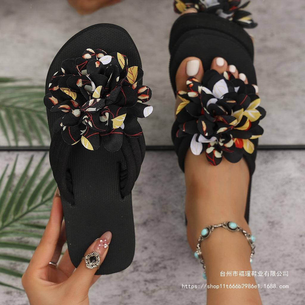 Large Size 2025 Summer New Slippers Casual Seaside Vacation Thick Bottom Flower Flip-flop Beach Sandals