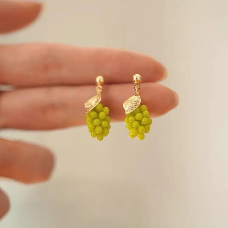 Boucles d'oreilles Raisins Perles Vertes, Petites Boucles d'oreilles Fraîches Forêt pour Femmes, Boucles d'oreilles Simples et Polyvalentes, Accessoires Quotidien pour le Travail
