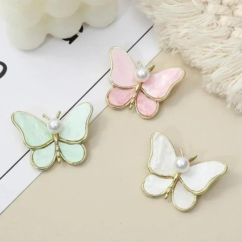 Mode Femme Cadeaux Créatifs Accessoires Vêtements Polyvalents Tempérament Broche Papillon Blanc Perle Broches Anti Éblouissement Décor