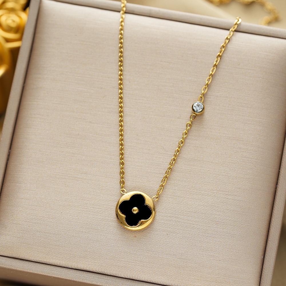 

Популярное ожерелье пресвитерианской серии в форме кленового листа. Универсальный высококачественный кулон.