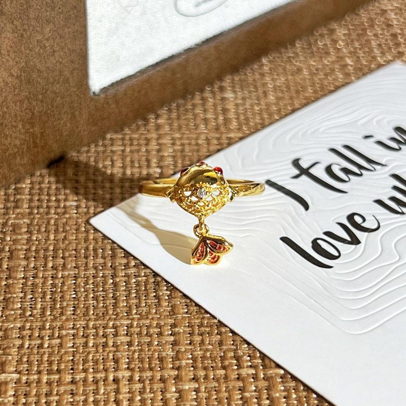 2026 Beautiful temperament, old money style, temperament, flowers, goldfish tassels, rings, women s unique design, light luxury fashion ring trend Resizable