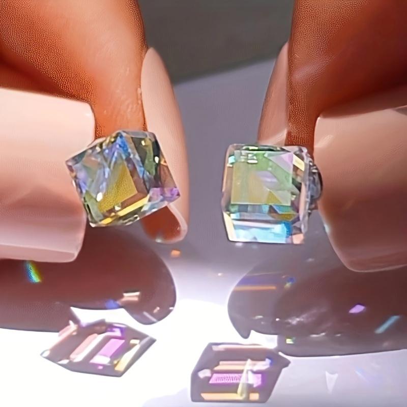 Fashionable Small Cubic Crystals Water Cube Stud Earrings Simple Dreamy Niche Design Jewelry For Women Accessories Ear Rings