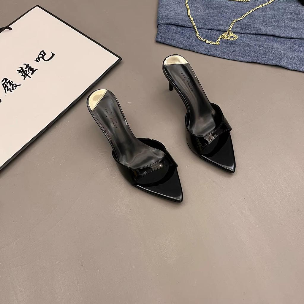 Internet celebrity fashion show legs long high heels slippers women 2025 new summer wear pointed toe stiletto word sandals