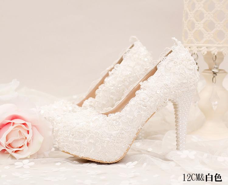 2025 new white heel waterproof table single shoes stiletto women's shoes lace flower pearl knot bridal shoes