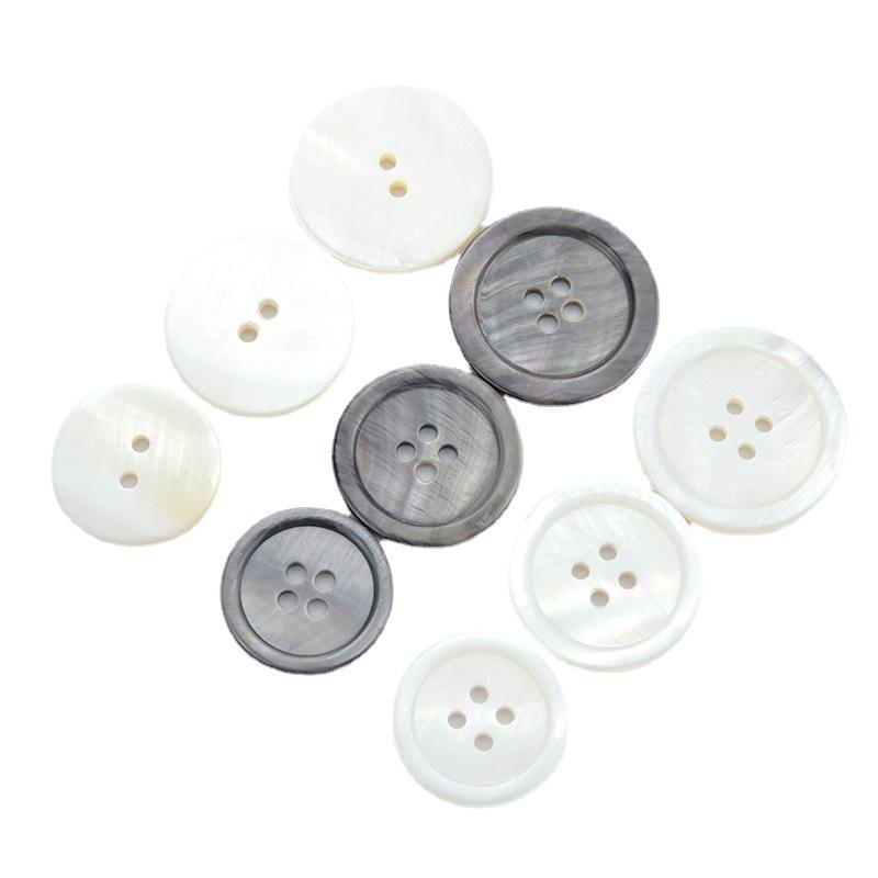 Shell and Round Knit White Sweater Cardigan with Four-hole Buttons