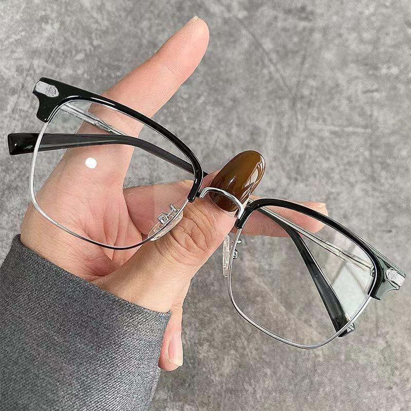 Metal reading glasses, men's and women's big faces, widened eye protection, anti-blue light business reading glasses