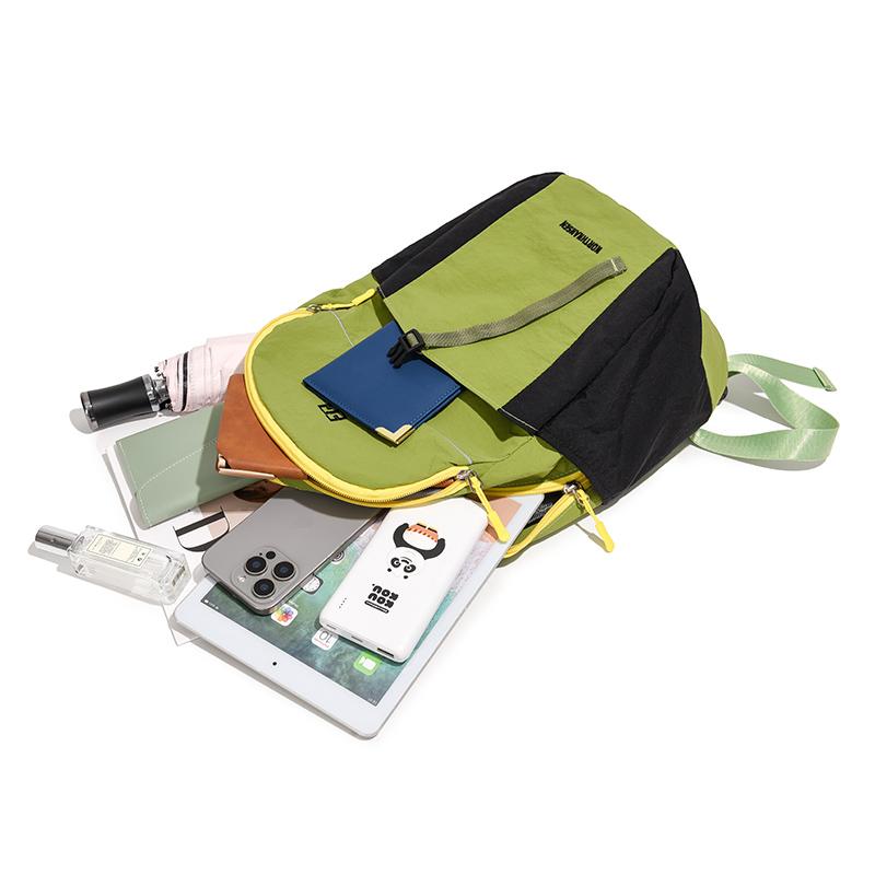 Contrast Color Stitching Outdoor Backpack Ultra Light Waterproof Backpack Large Capacity Women's Travel Bag