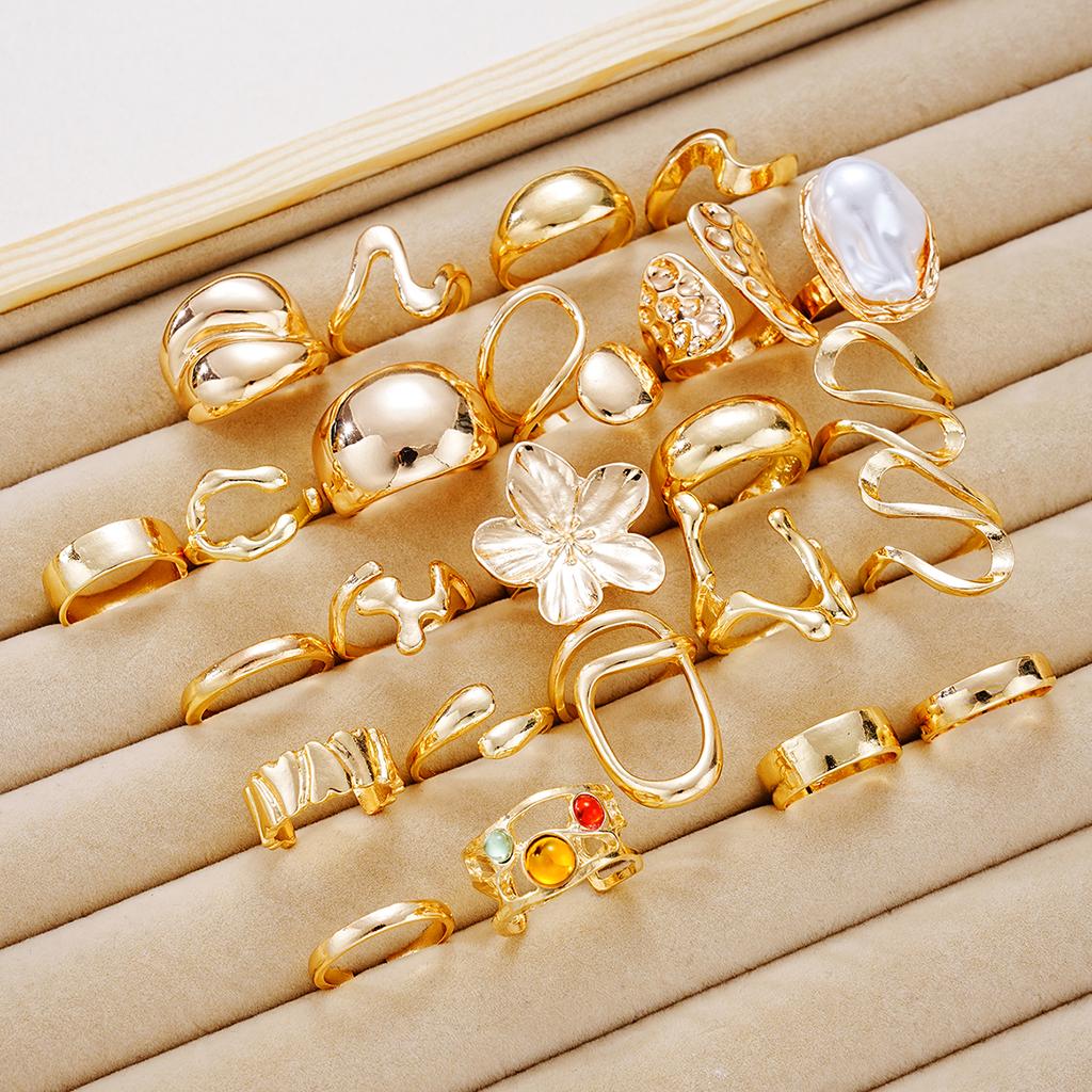 24pcs/Set Retro Flower Ring Set for Women Punk Elegant Baroque Faux Pearl Knuckle Metal Rings Daily Wear Party Jewelry Gifts New