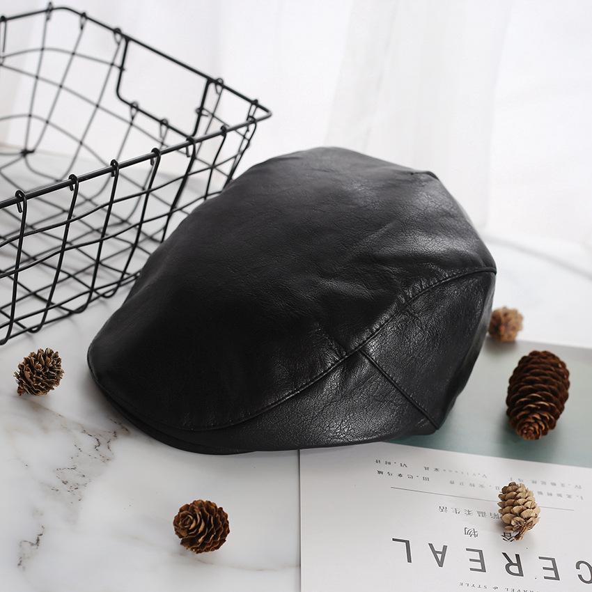 Autumn and winter PU leather forward hat women's niche face small cap retro beret painter hat tide