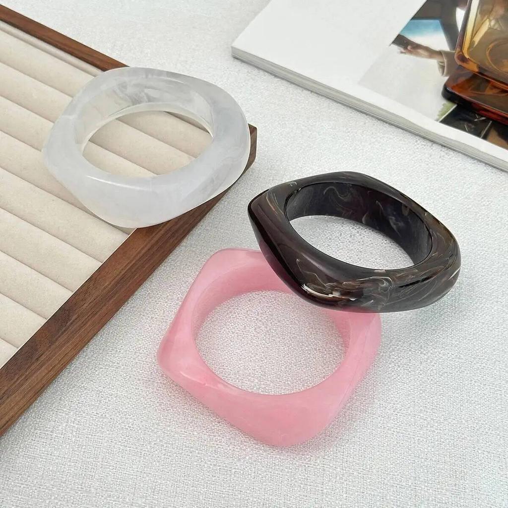 Ingemark Y2K Kpop Irregular Resin Acrylic Bangles for Women New Trend Boho Geometric Charm Wide Bracelets Pulseras Jewelry Gift