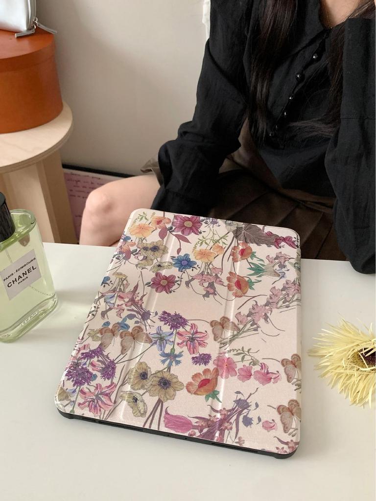 Three-Fold Oil Painting Floral iPad Mini 6 Case for 10th Gen iPad 2025