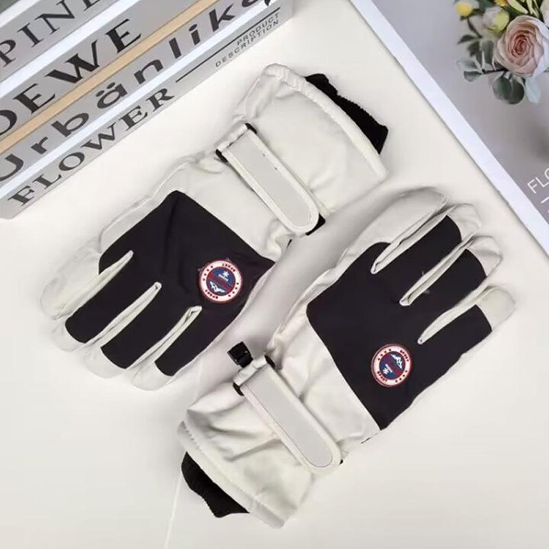 Unisex Winter Touchscreen Ski Gloves - Velvet Lining, Anti-slip, Windproof, Warm Sports Gloves