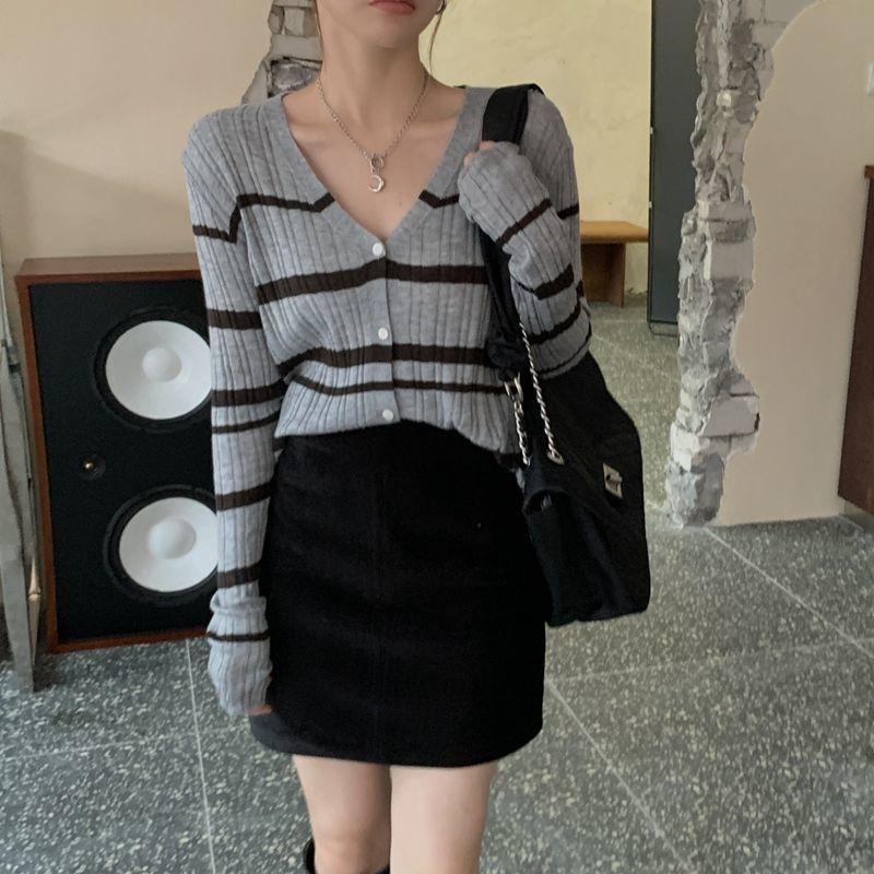 

Женская весенняя верхняя одежда, кардиган-свитер с цветными блоками и полосками, приталенный, короткий, с длинным рукавом One size