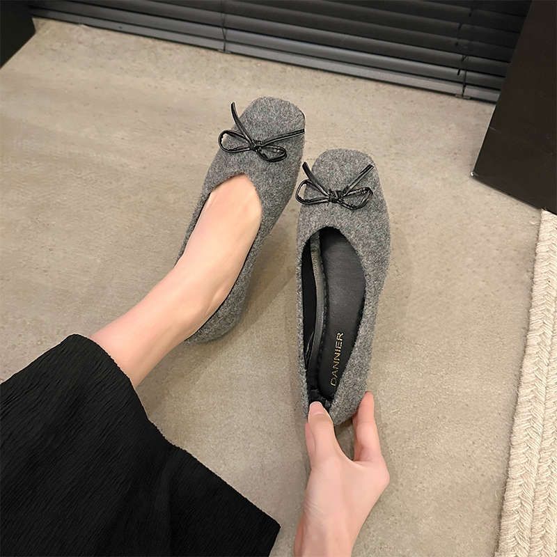 Large Size Women's Shoes 41 To 43 Wide Fat Feet 2025 New French Mary Jane Shoes Children's Flats