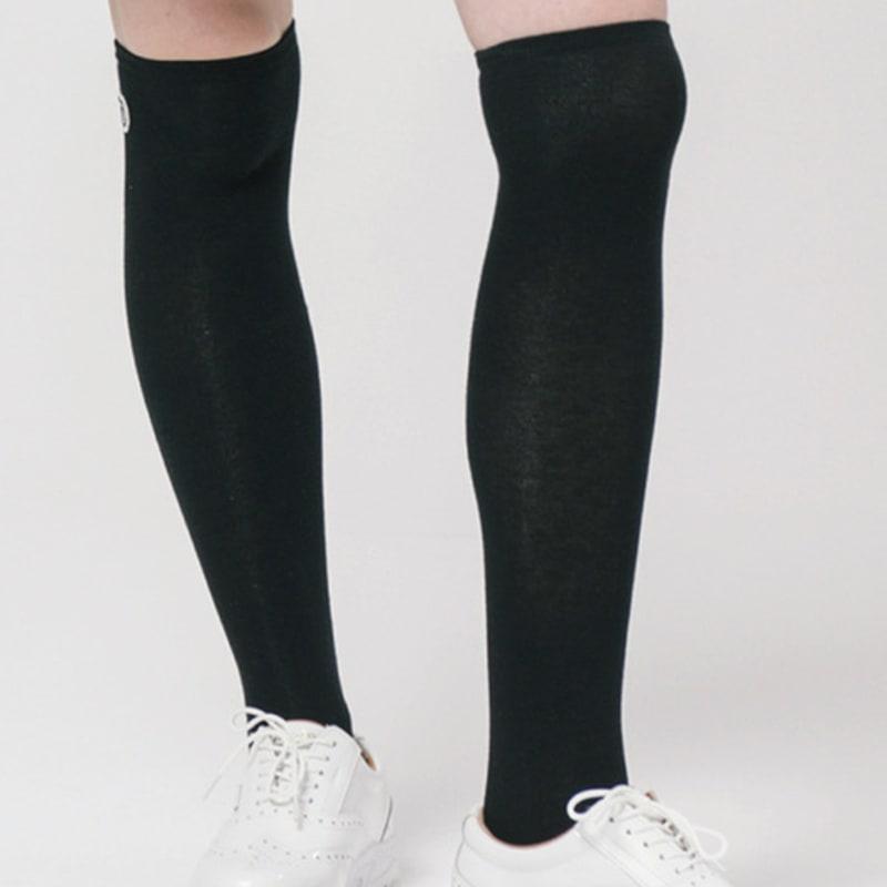 DOYOUKNOWMC ALL SEASON Einfarbige schwarze Overknee-Socken