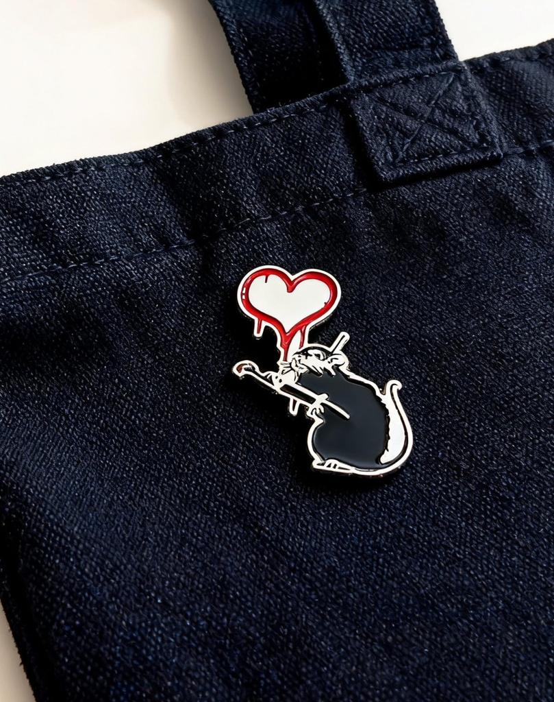 Banksy Heart and Mouse Communicator Alloy Costume Gift for Boys and with Zipper Closure Pin, Pin, Brooch, Accessory, Girls, Unisex,