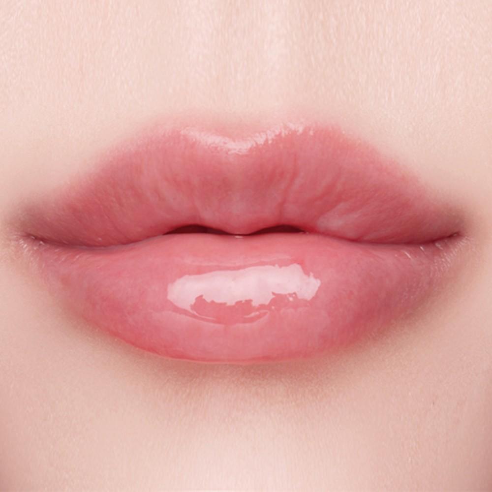 BANILA CO Volume Lip Plumper 3.8g (Choose between Maxi/Light)