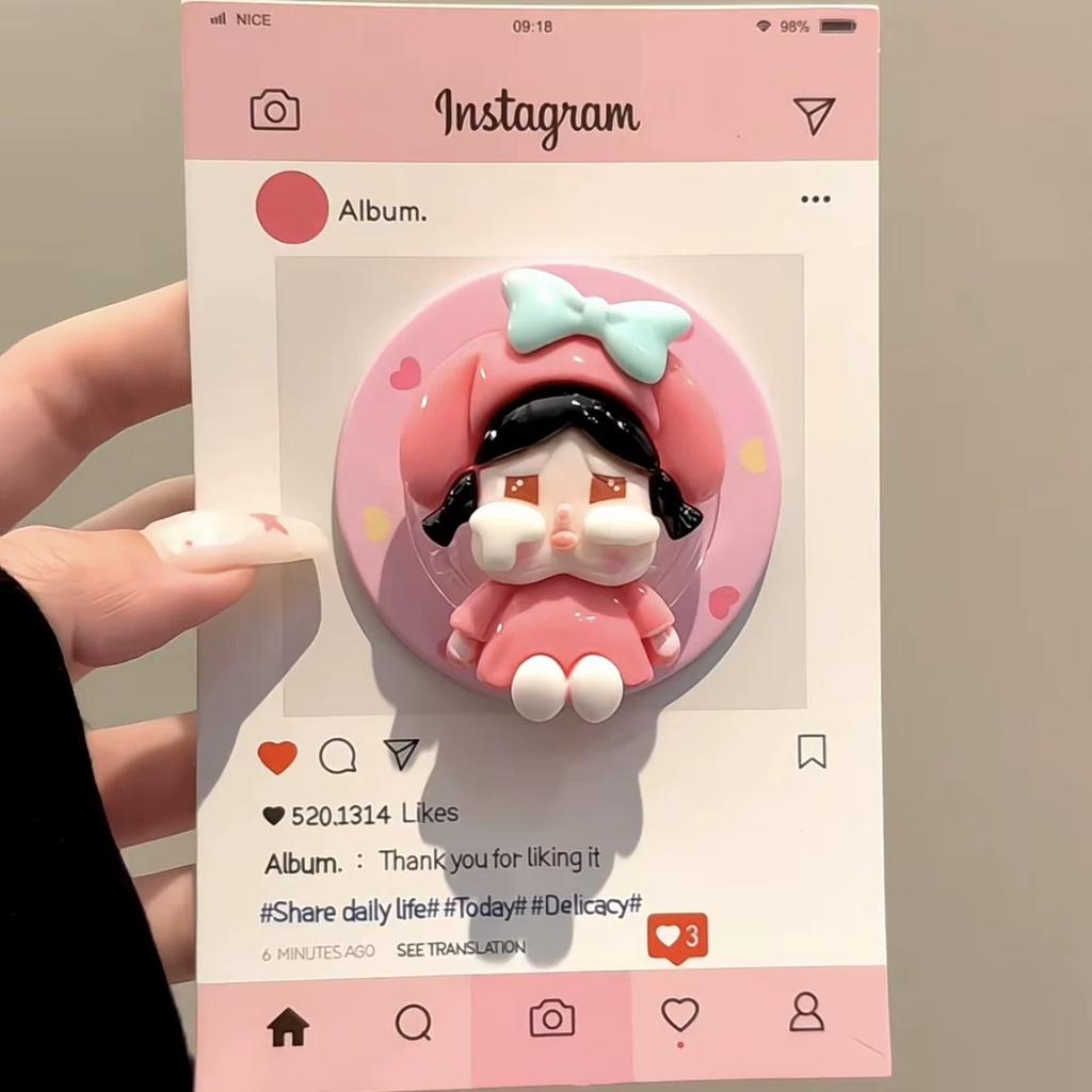 Three-dimensional Cute Plaid Crying Baby Is Suitable for Magsafe Magnetic Suction Bracket, Mobile Phone Airbag Desktop Strong Adsorption