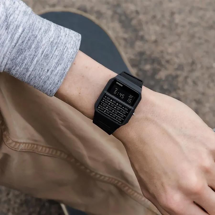 Casio Černý silikonový řemínek Digitální displej Tlačítka Pánské křemenné hodinky CA-53WF-1B