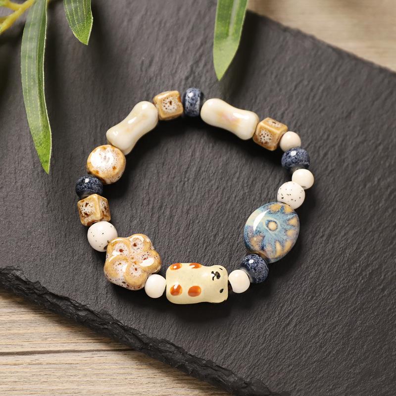 Creative Ceramic Cat Bear Beaded Bracelet Dopamine Color Small Fresh Color Retro Literary Bracelet Women