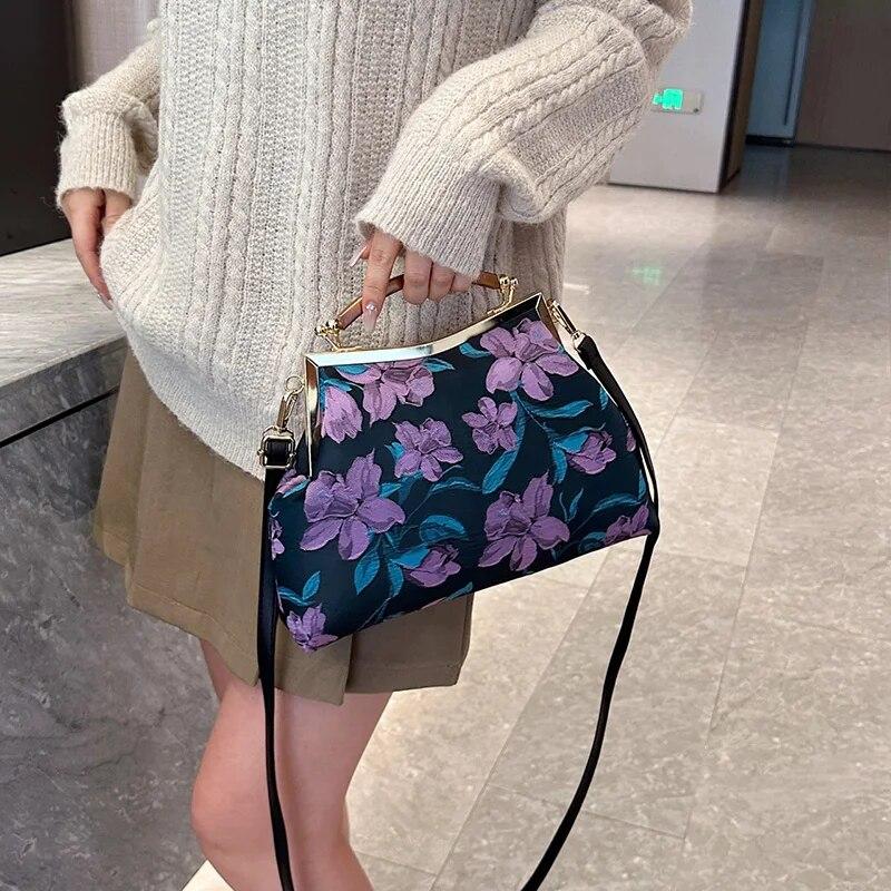 Vintage Designer Women Chain Shoulder Bags Clutch Crossbody Bags Wedding Lock Shell Clip Designer Purple Yellow Flower Handbags