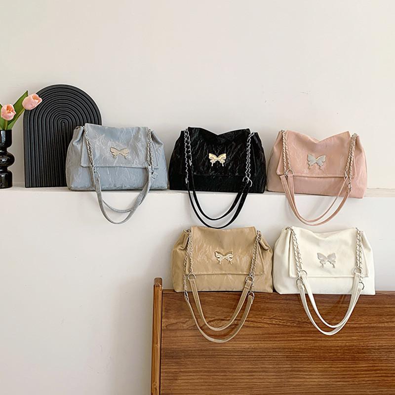 Shoulder Chain Fashion Crossbody Bag With Metal Bow Decoration And Capacity Big