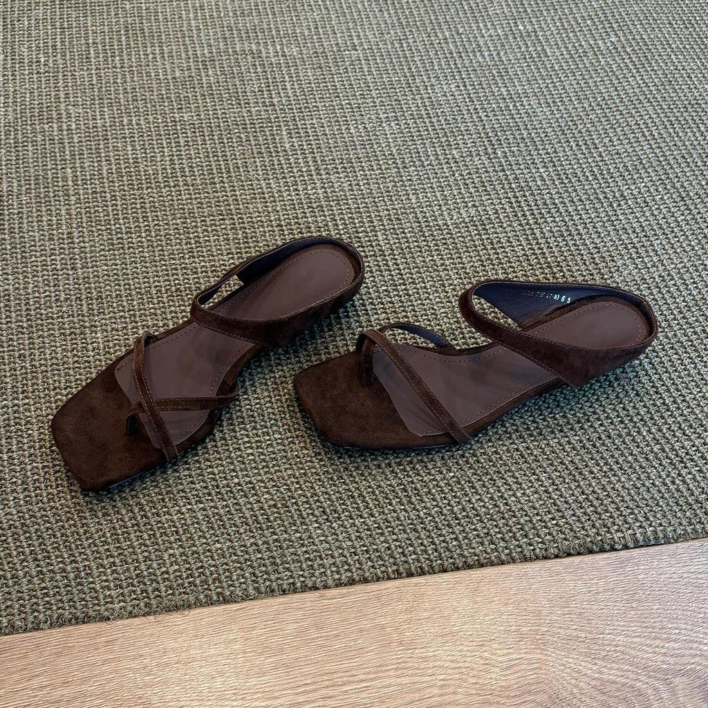 Fashion Minimally Casual Toe Strap Sandals for Women in Summer, Retro Square Toe Wedge Heel, Wearing Cool Slippers on The Outside