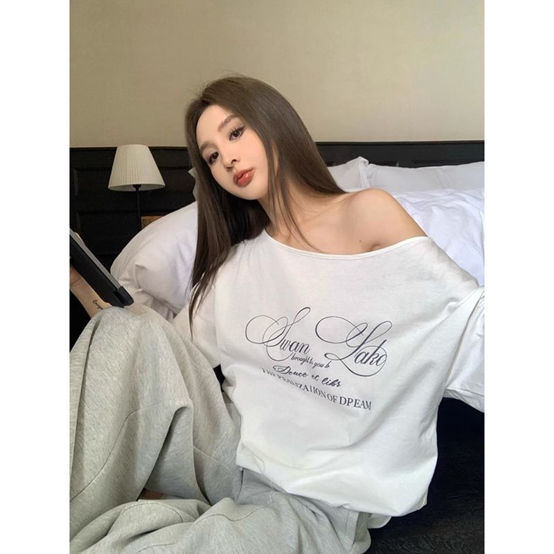 New Summer Letter Print Slant Shoulder Loose On Casual Design Spice Girl Lazy Short Sleeve T-Shirt Women's Clothing