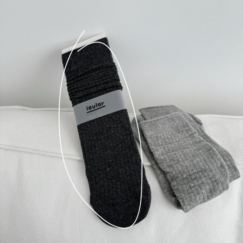 Thin Vertical Striped Mid-calf Socks for Summer, Sweat-absorbing Solid Color Socks, Simple Boneless Pile Socks for Women